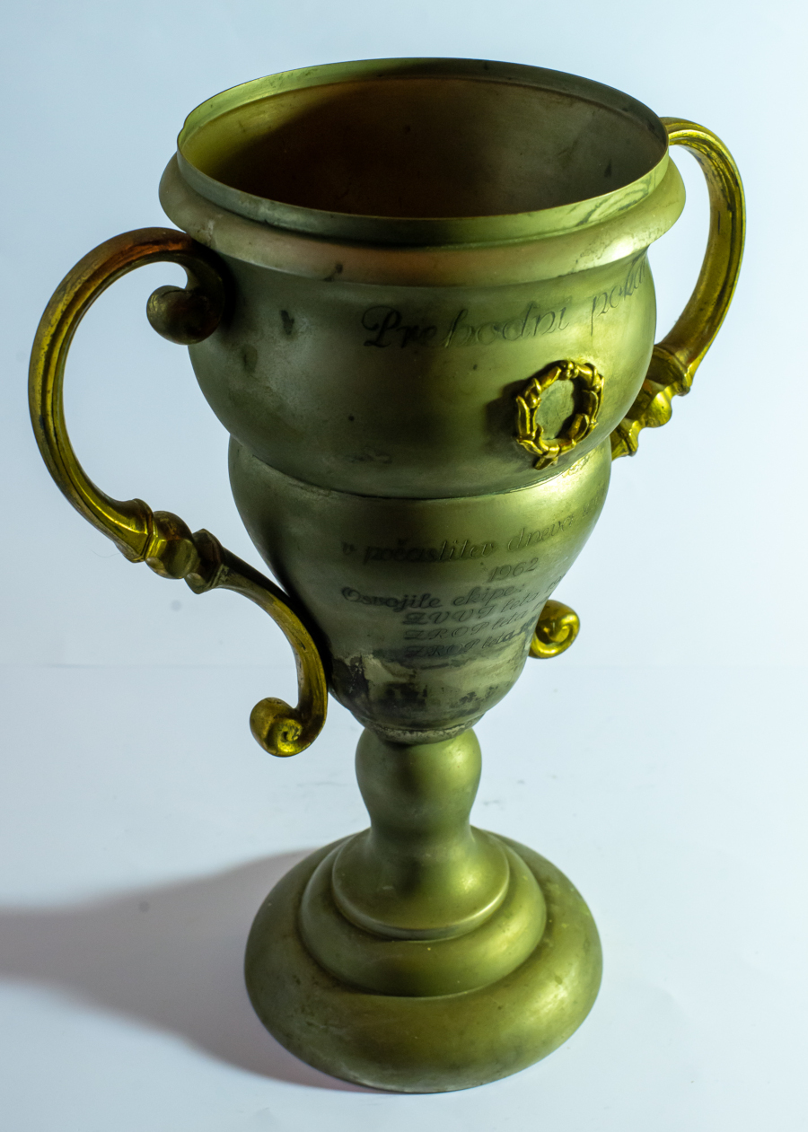 Cup